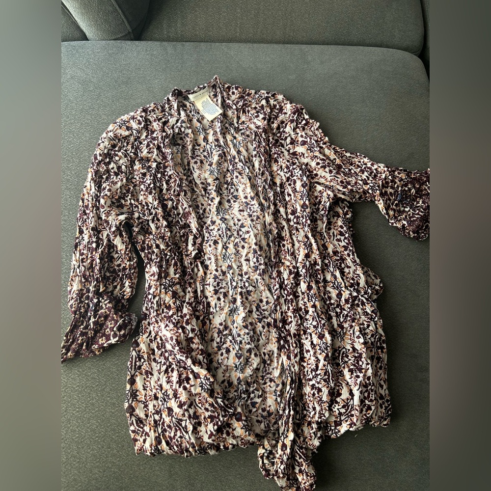 Lucky Brand - Light weight Floral Shawl